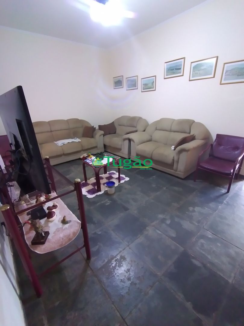 Casa com 4 quartos à venda, 324m² — foto 10 de 37