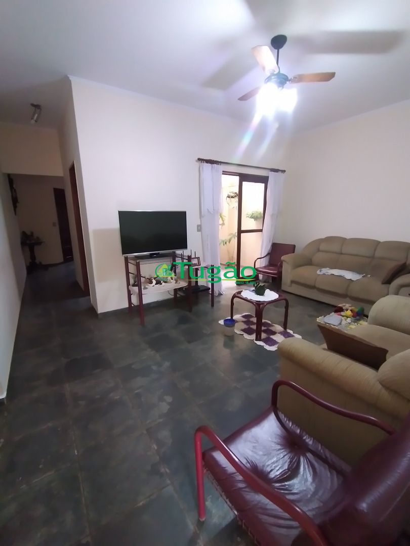 Casa com 4 quartos à venda, 324m² — foto 6 de 37