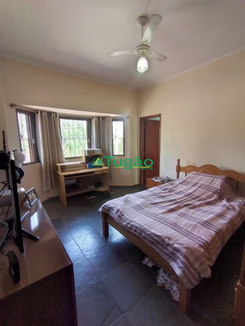 Casa com 4 quartos à venda, 324m² — foto 37 de 37