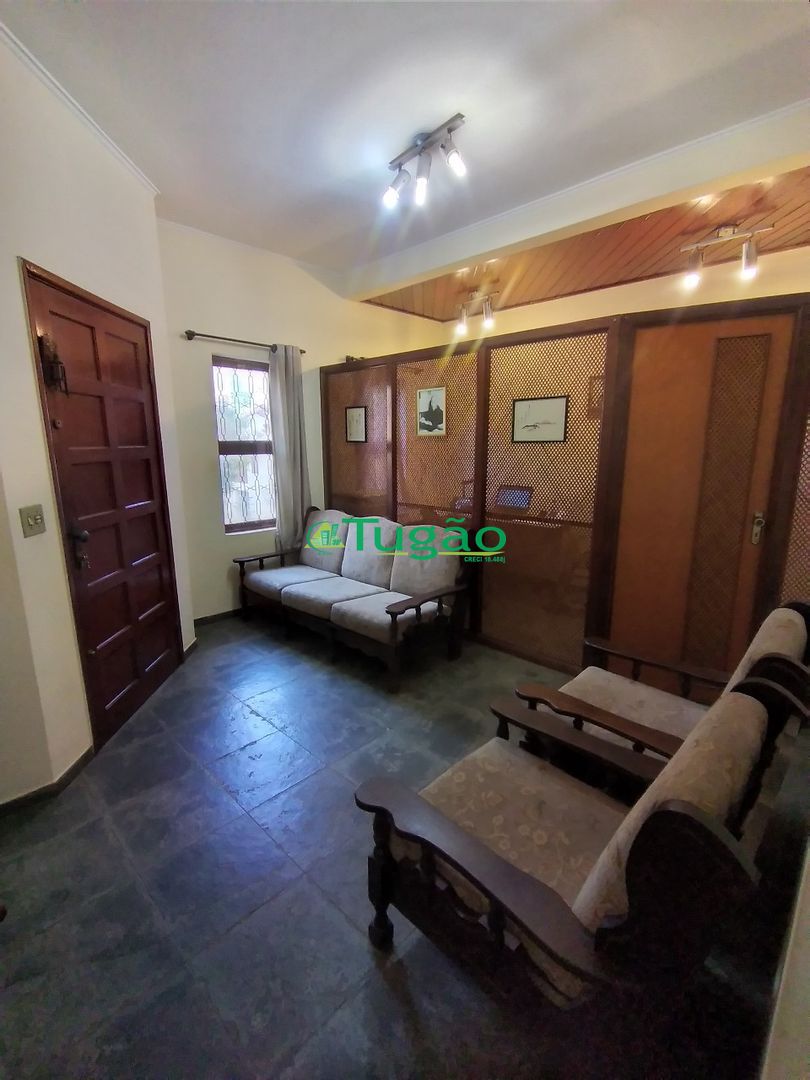 Casa com 4 quartos à venda, 324m² — foto 4 de 37