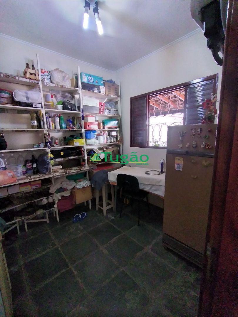 Casa com 4 quartos à venda, 324m² — foto 13 de 37