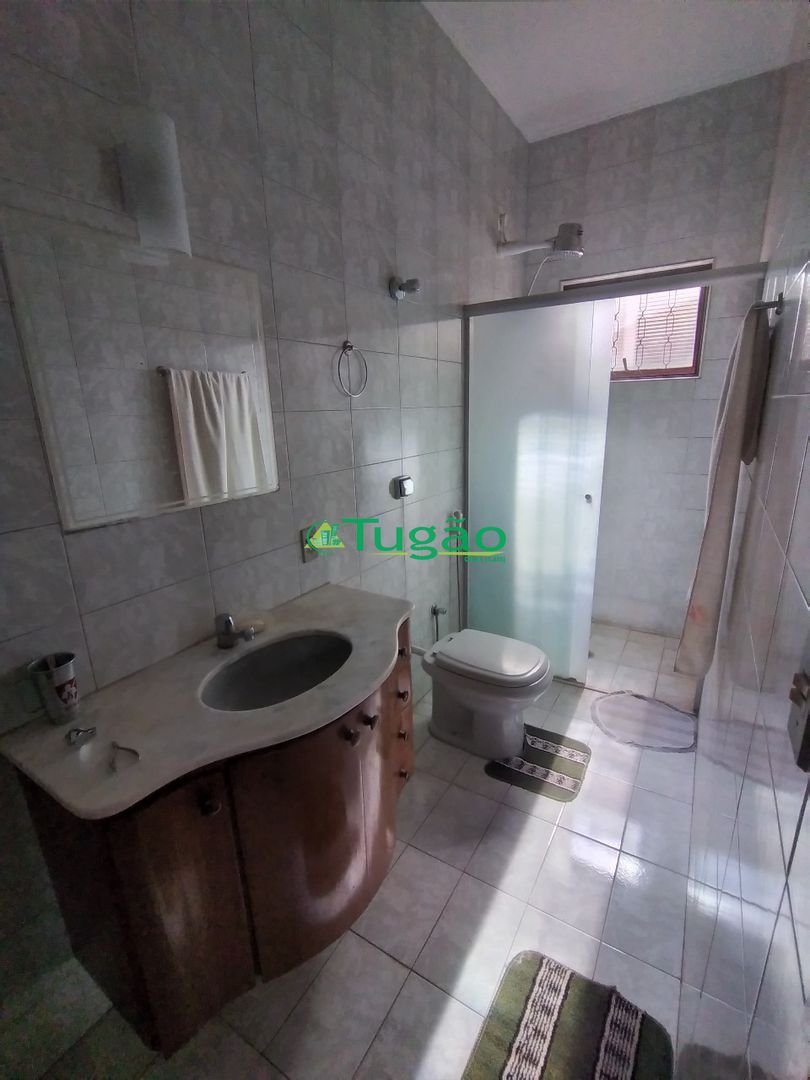 Casa com 4 quartos à venda, 324m² — foto 35 de 37