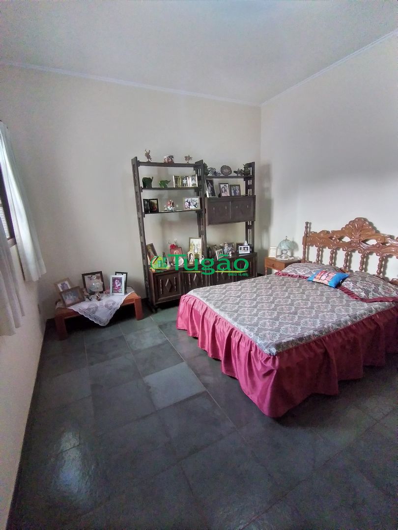 Casa com 4 quartos à venda, 324m² — foto 34 de 37