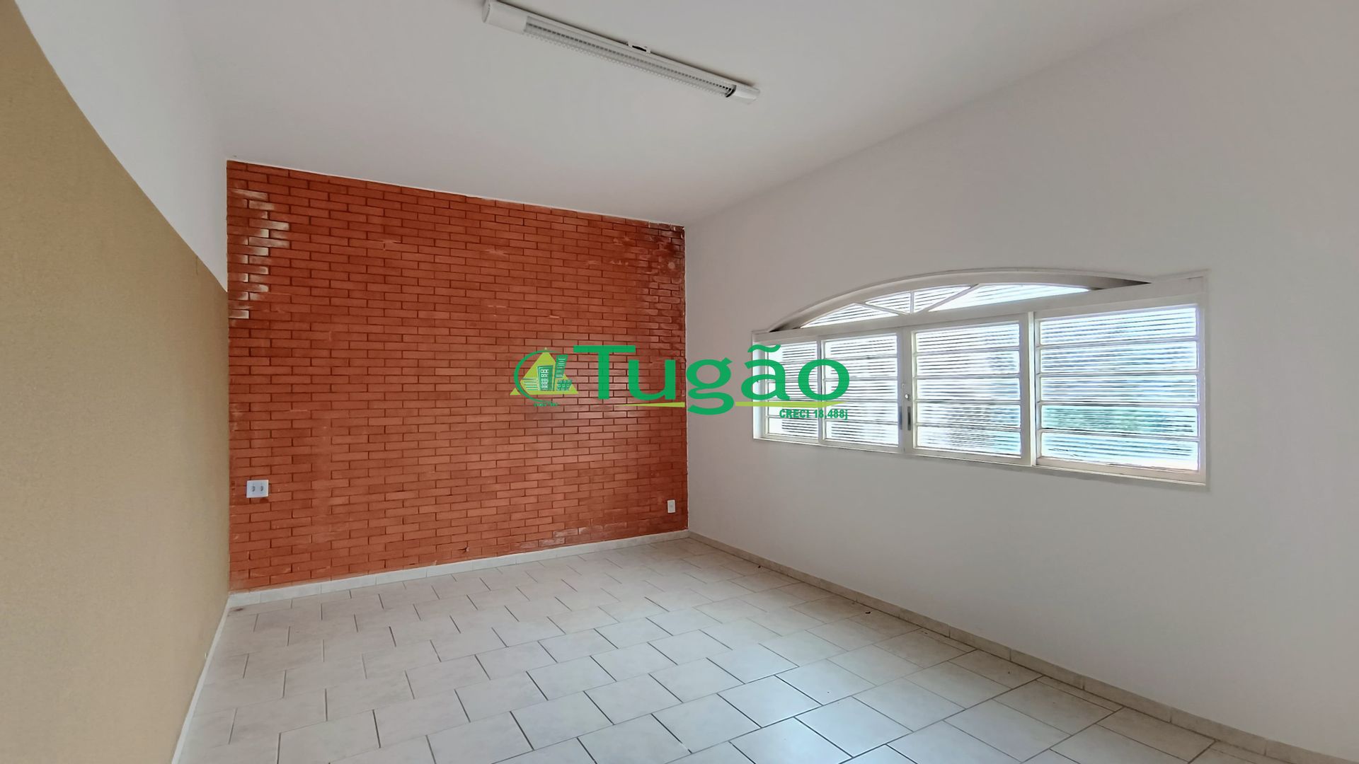 Casa com 3 quartos à venda, 269m² — foto 1 de 19