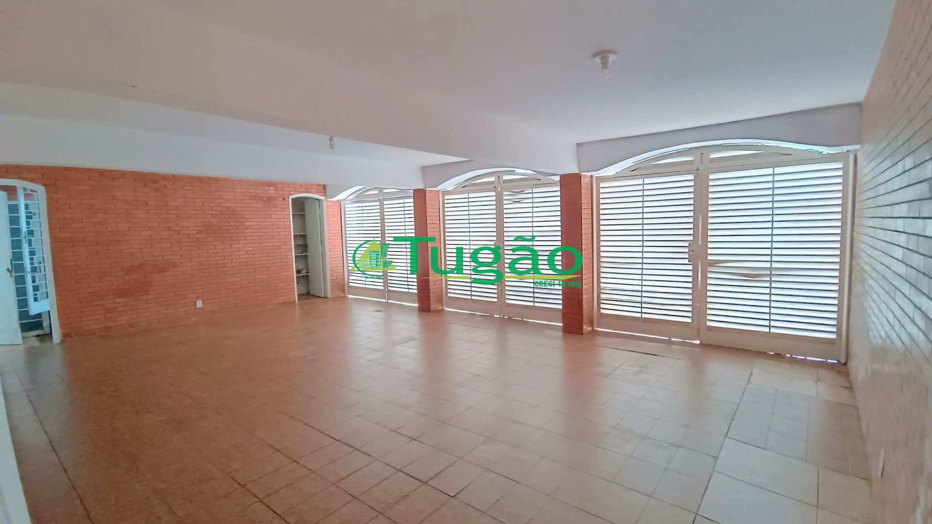 Casa com 3 quartos à venda, 269m² — foto 16 de 19