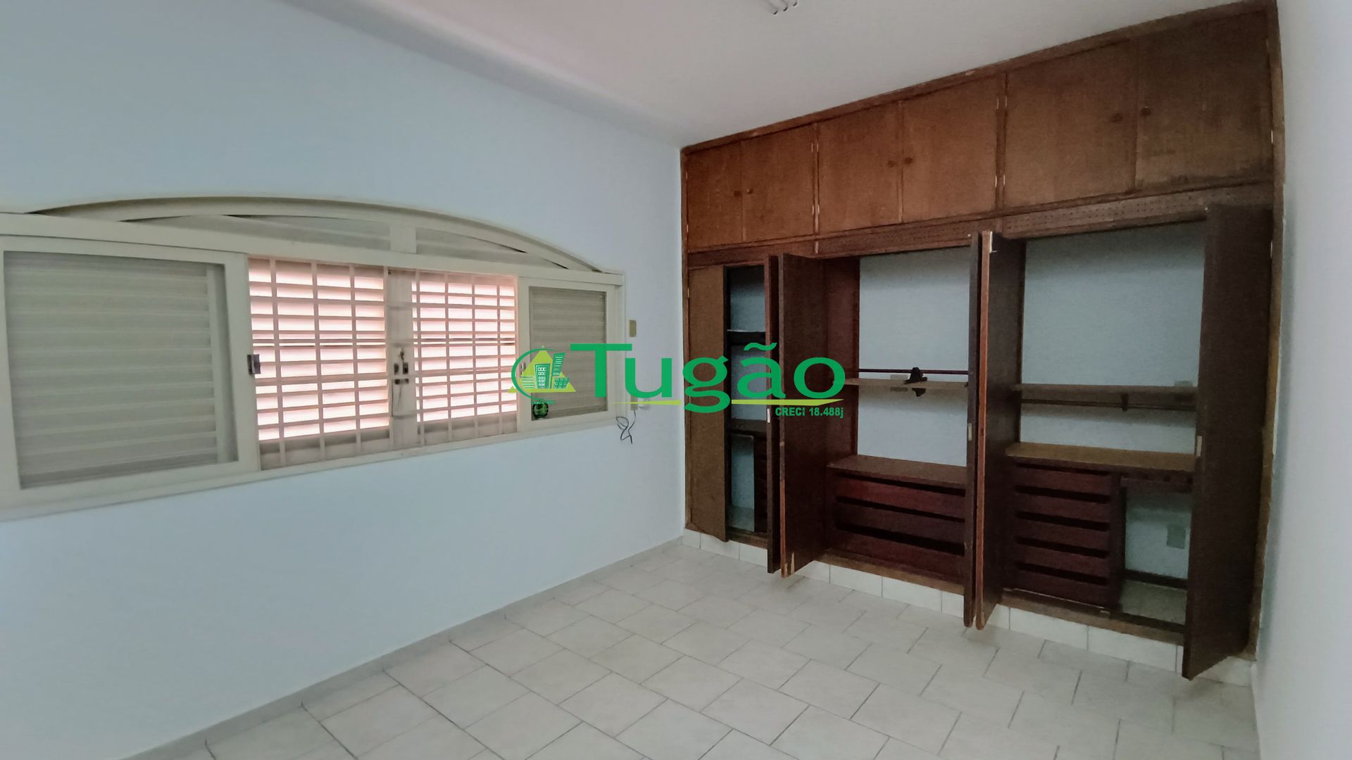 Casa com 3 quartos à venda, 269m² — foto 6 de 19