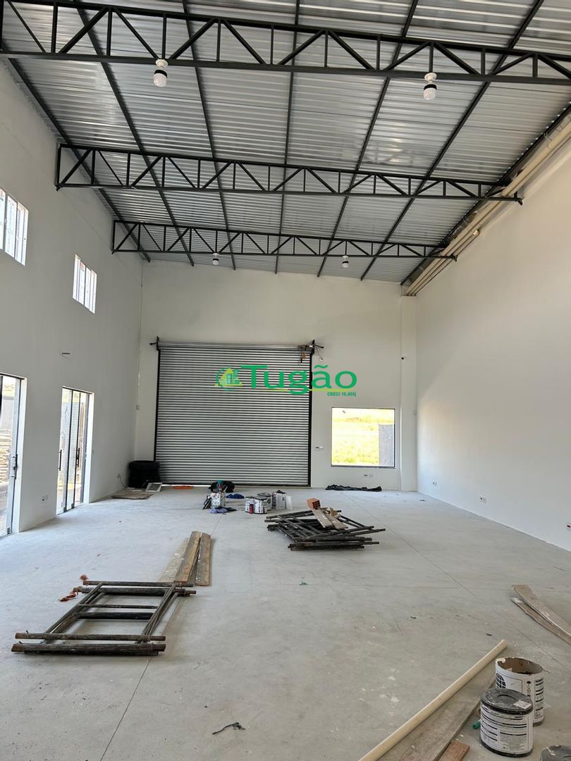 Loja / Salão / Ponto Comercial  para aluguel, 203m² — foto 2 de 6