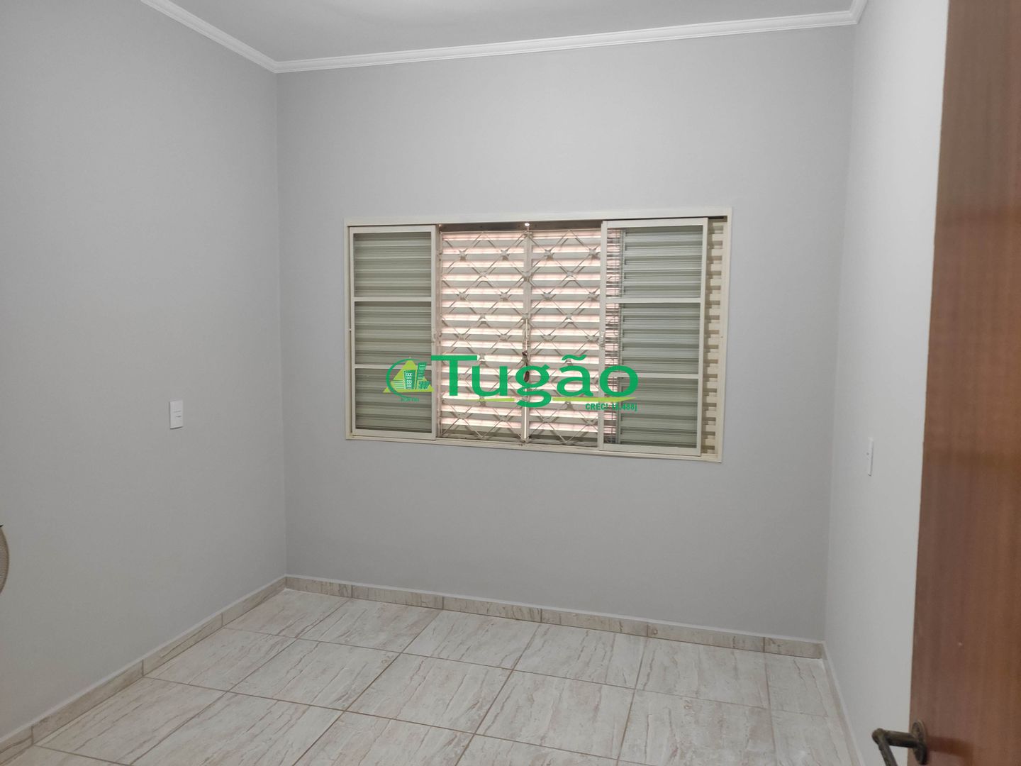 Casa com 4 quartos para aluguel, 220m² — foto 21 de 31