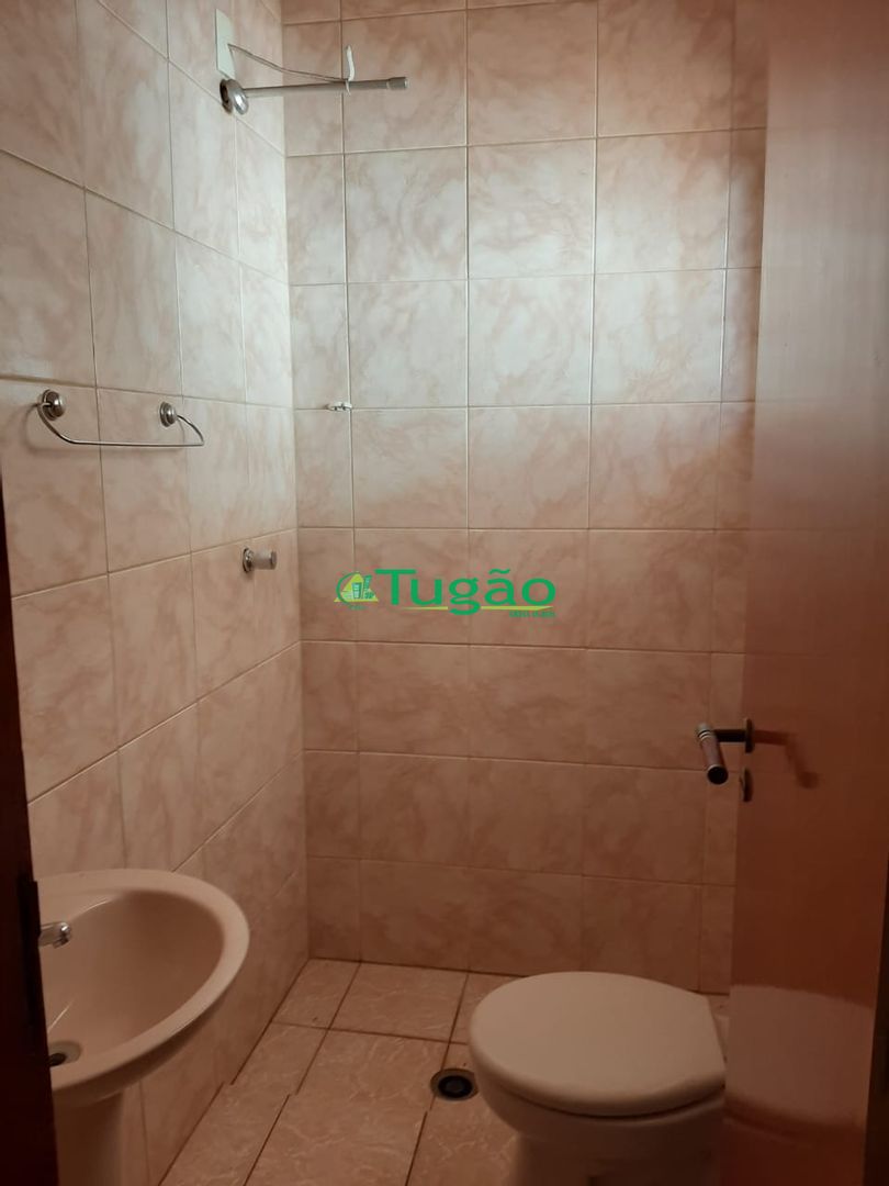 Casa com 4 quartos à venda, 285m² — foto 21 de 48