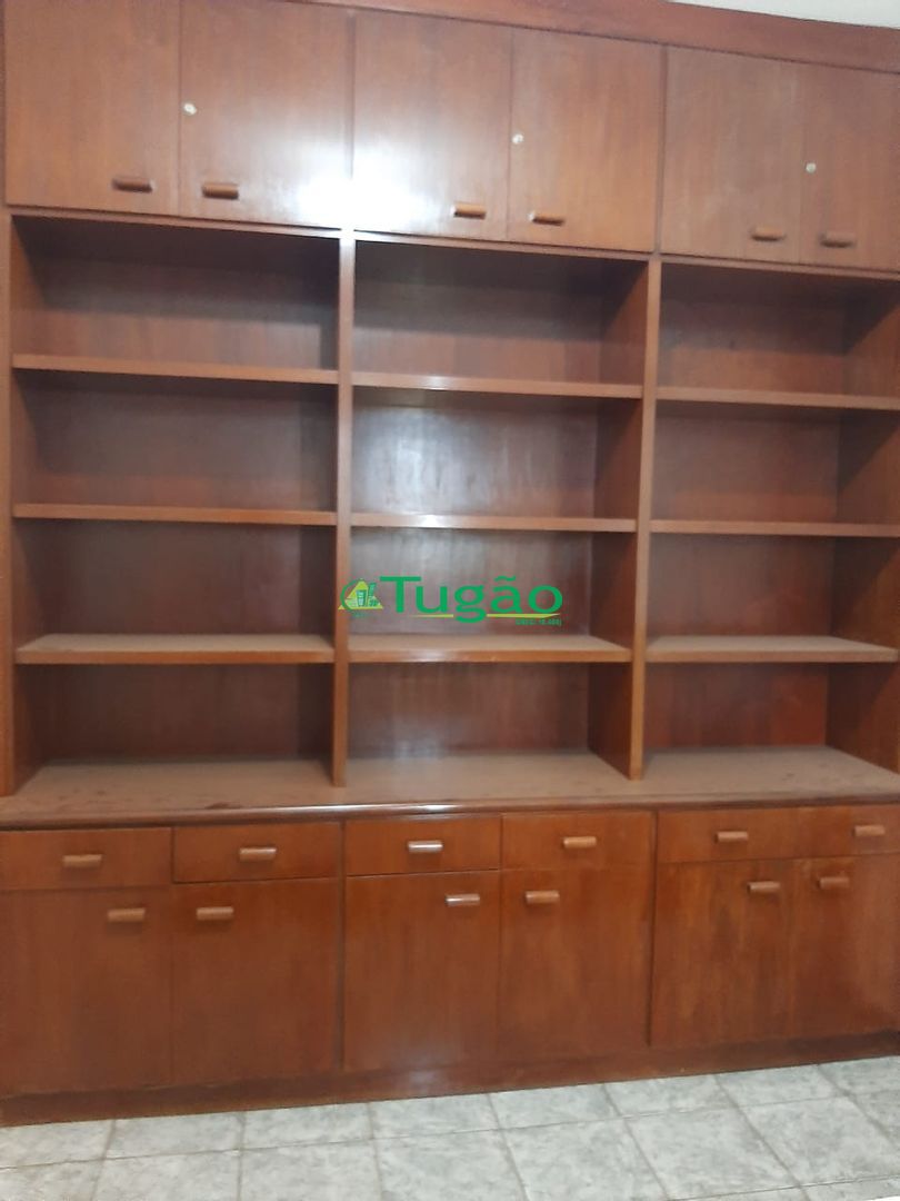 Casa com 4 quartos à venda, 285m² — foto 39 de 48