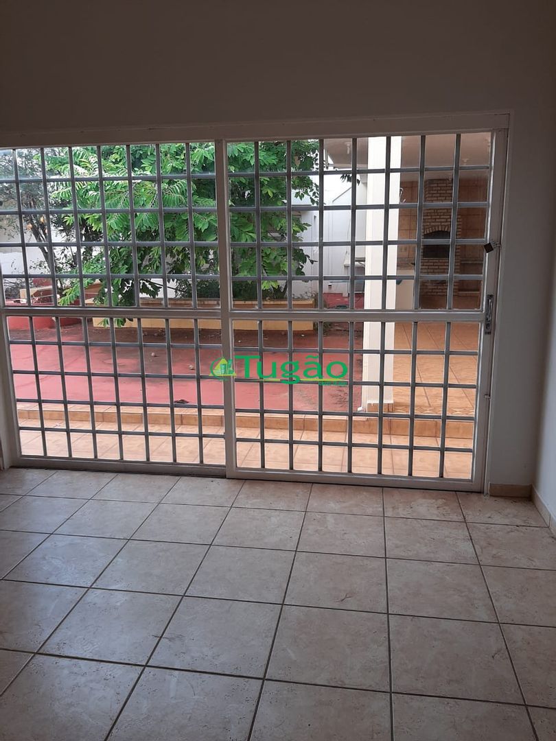 Casa com 4 quartos à venda, 285m² — foto 19 de 48