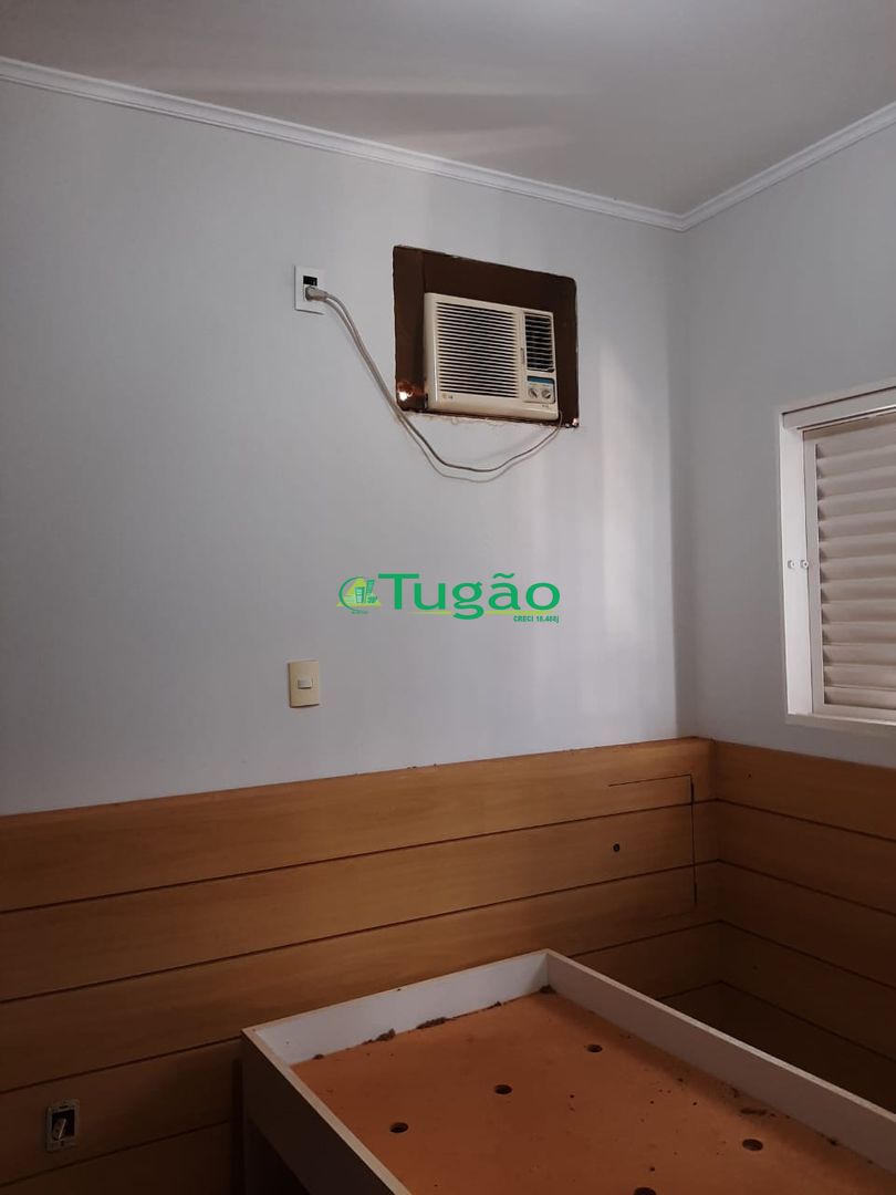 Casa com 4 quartos à venda, 285m² — foto 38 de 48