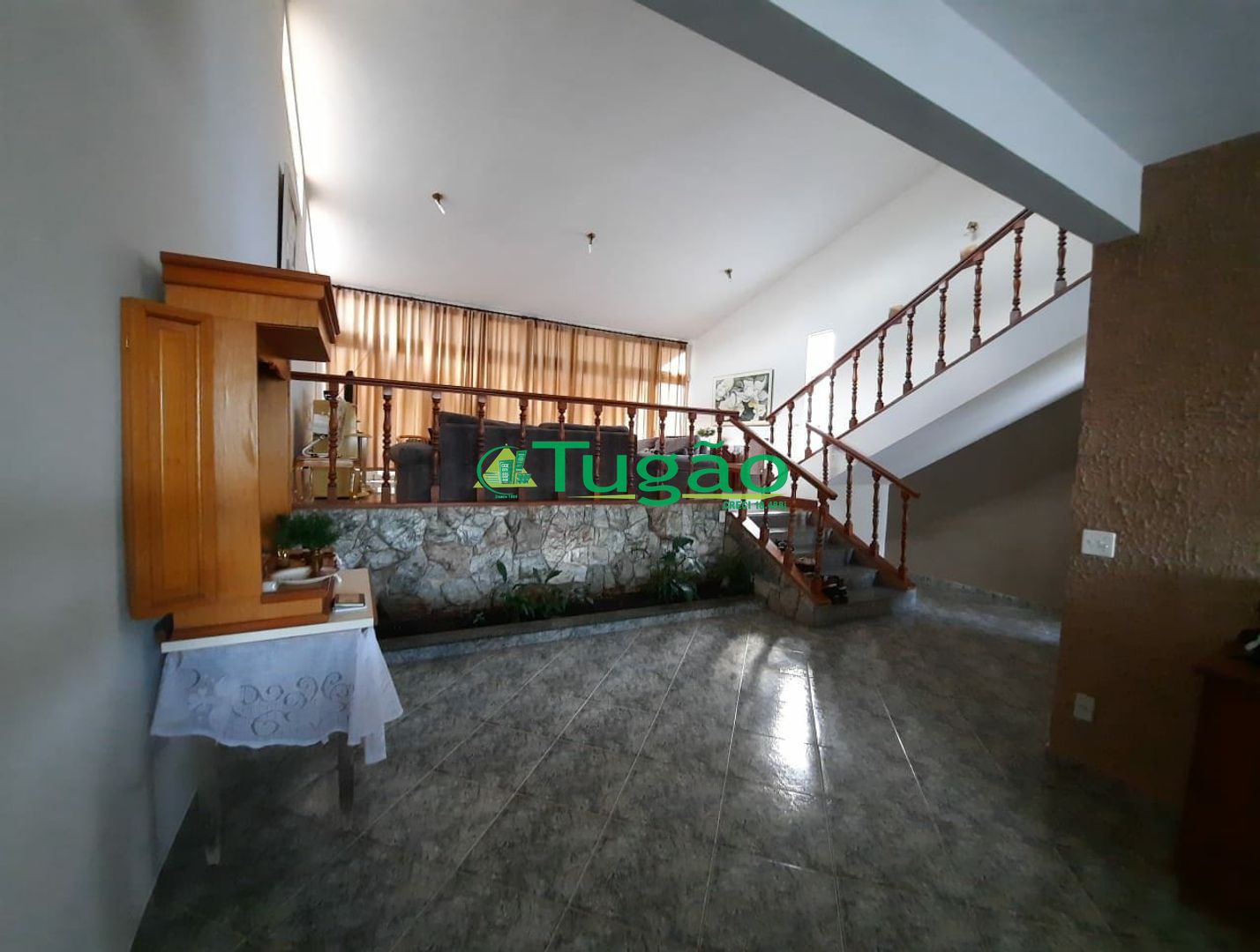 Casa com 3 quartos à venda, 320m² — foto 3 de 16