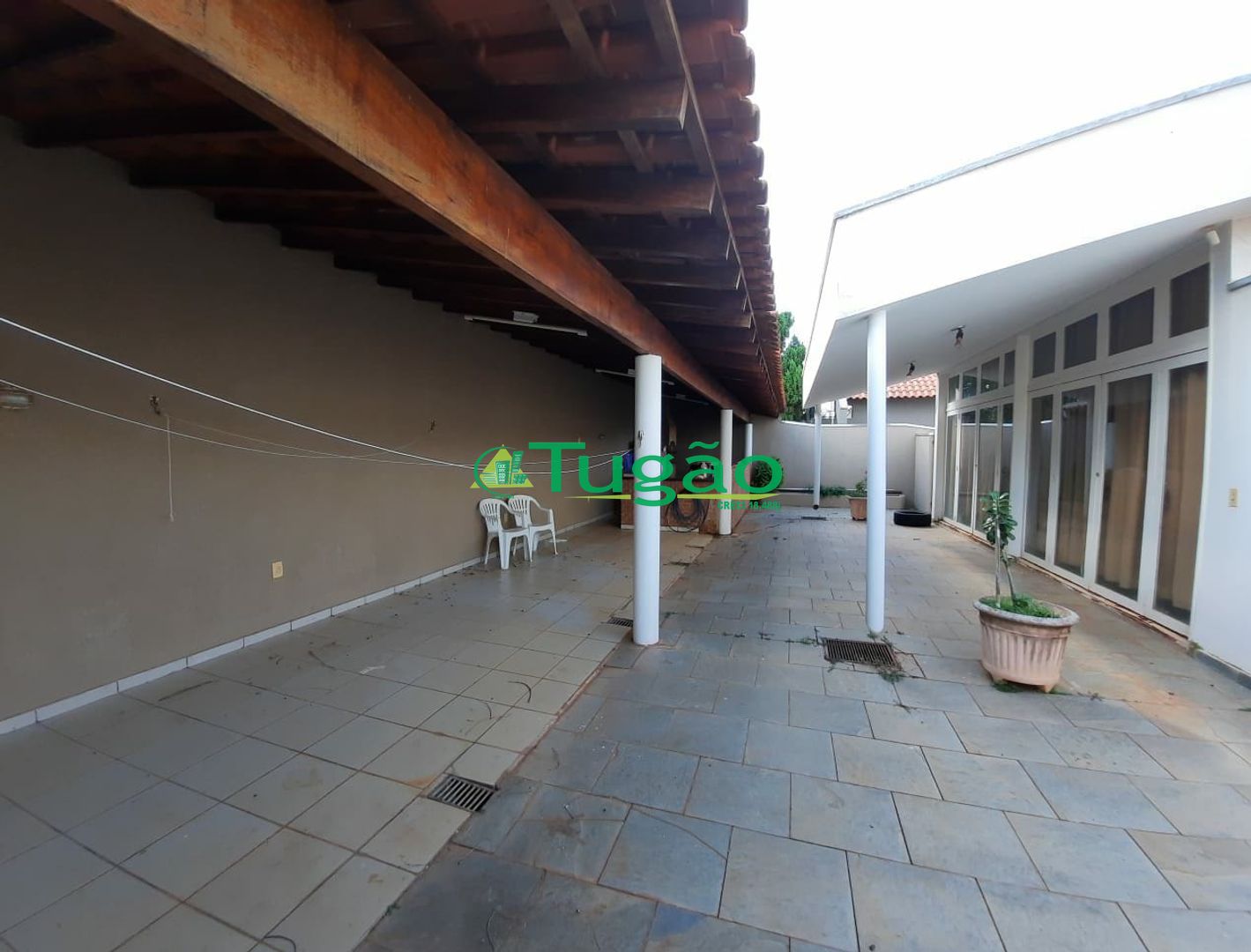 Casa com 3 quartos à venda, 320m² — foto 9 de 16
