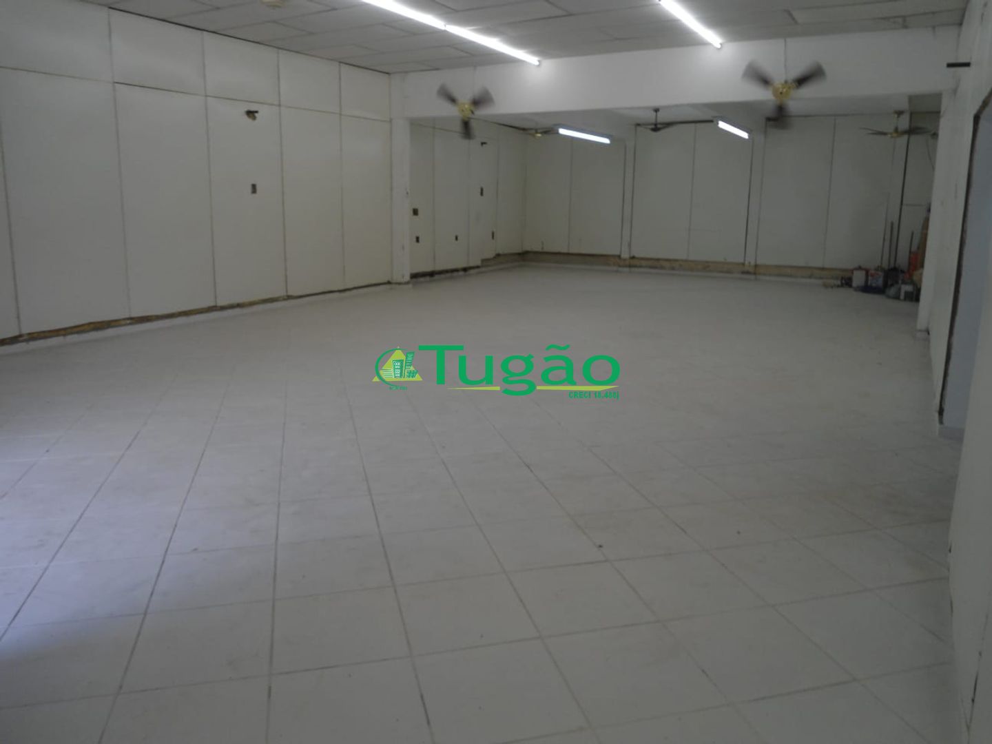 Loja / Salão / Ponto Comercial  à venda, 144m² — foto 2 de 37