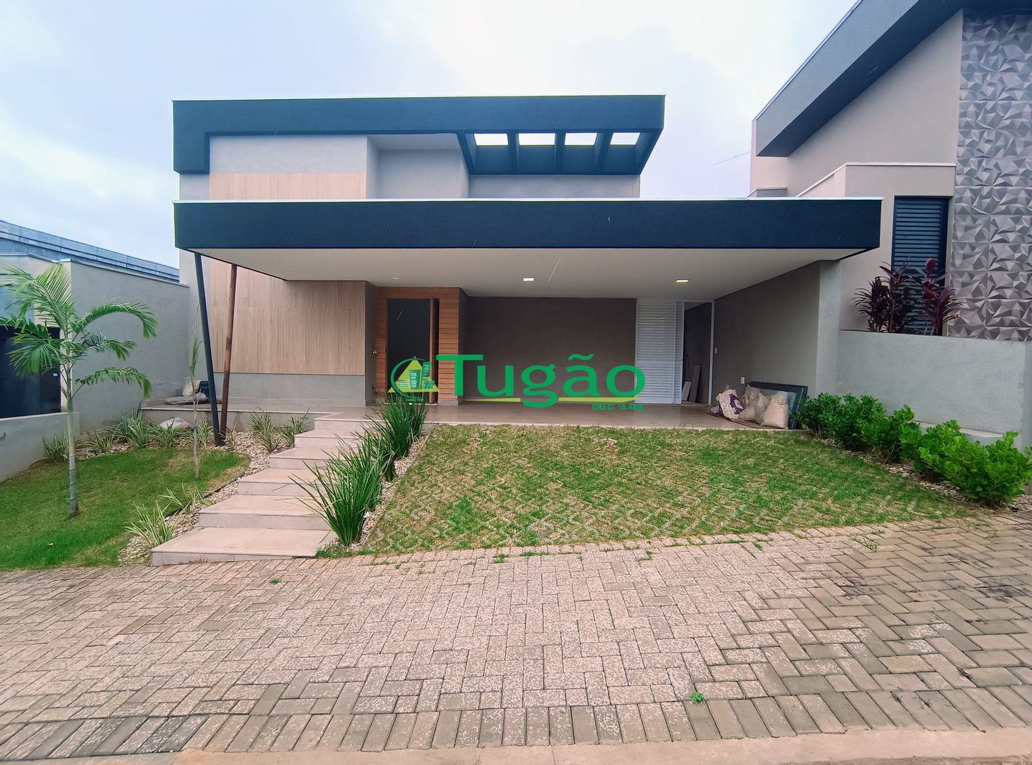 Casa de Condomínio com 3 quartos à venda, 151m² — foto 3 de 18