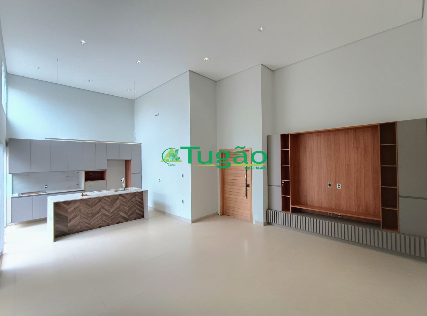 Casa de Condomínio com 3 quartos à venda, 151m² — foto 2 de 18
