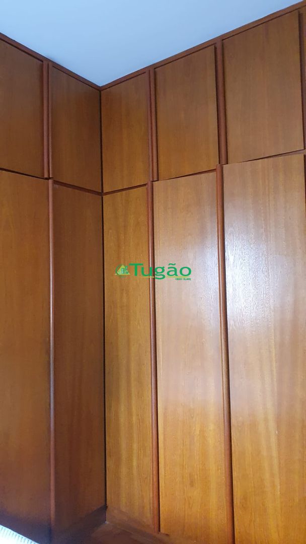 Casa com 3 quartos à venda, 250m² — foto 7 de 8