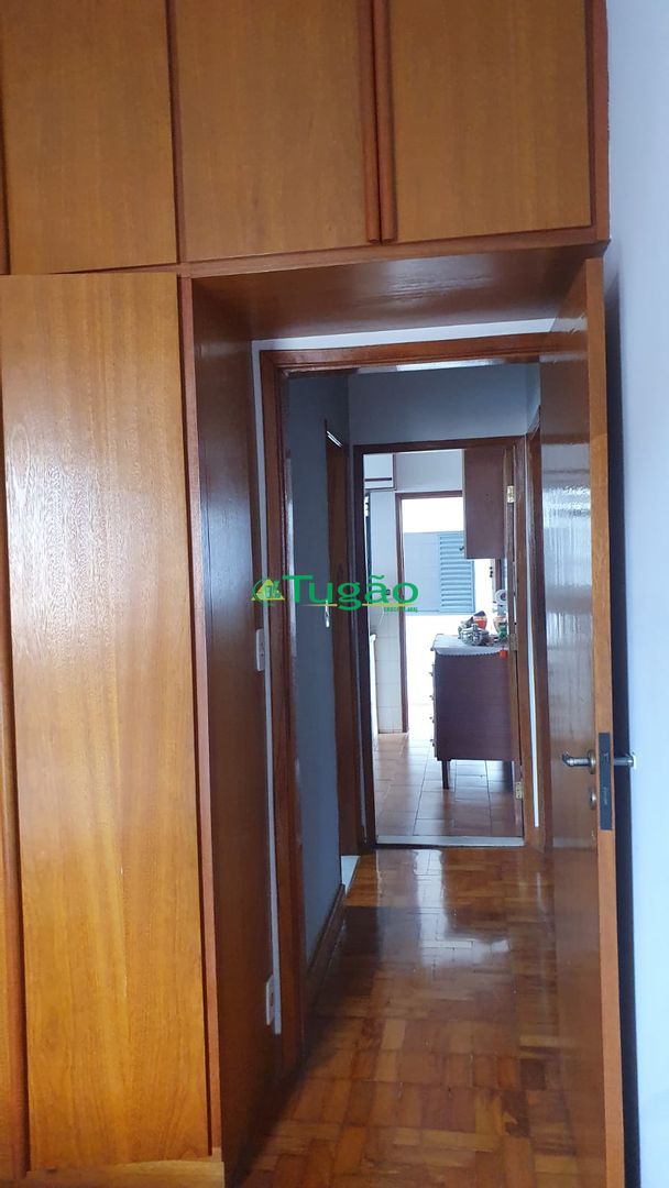 Casa com 3 quartos à venda, 250m² — foto 8 de 8