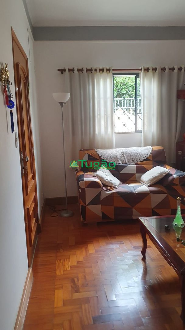 Casa com 3 quartos à venda, 250m² — foto 5 de 8