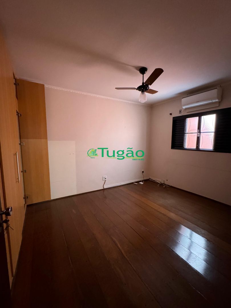Casa com 3 quartos à venda, 258m² — foto 7 de 12