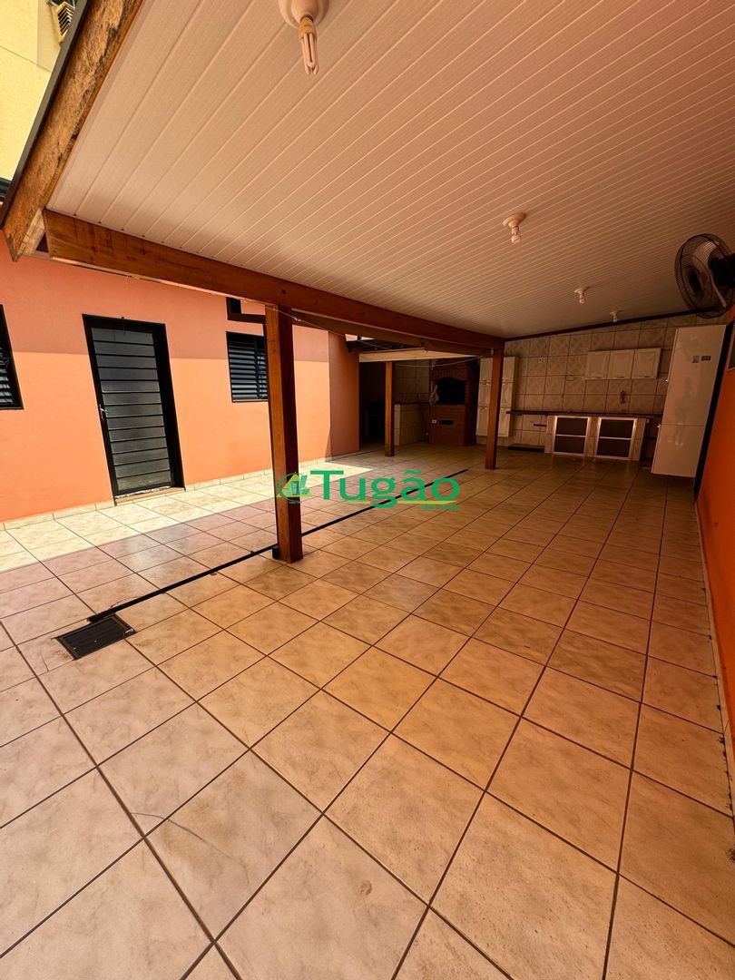 Casa com 3 quartos à venda, 258m² — foto 12 de 12