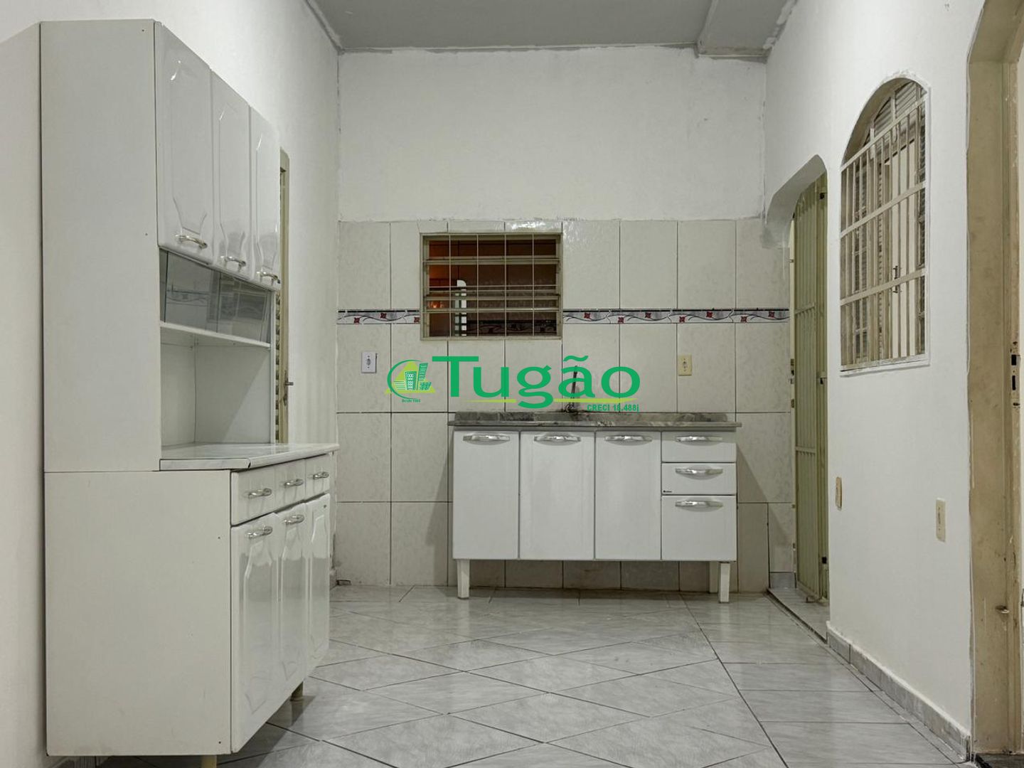 Casa com 1 quarto à venda, 143m² — foto 2 de 17