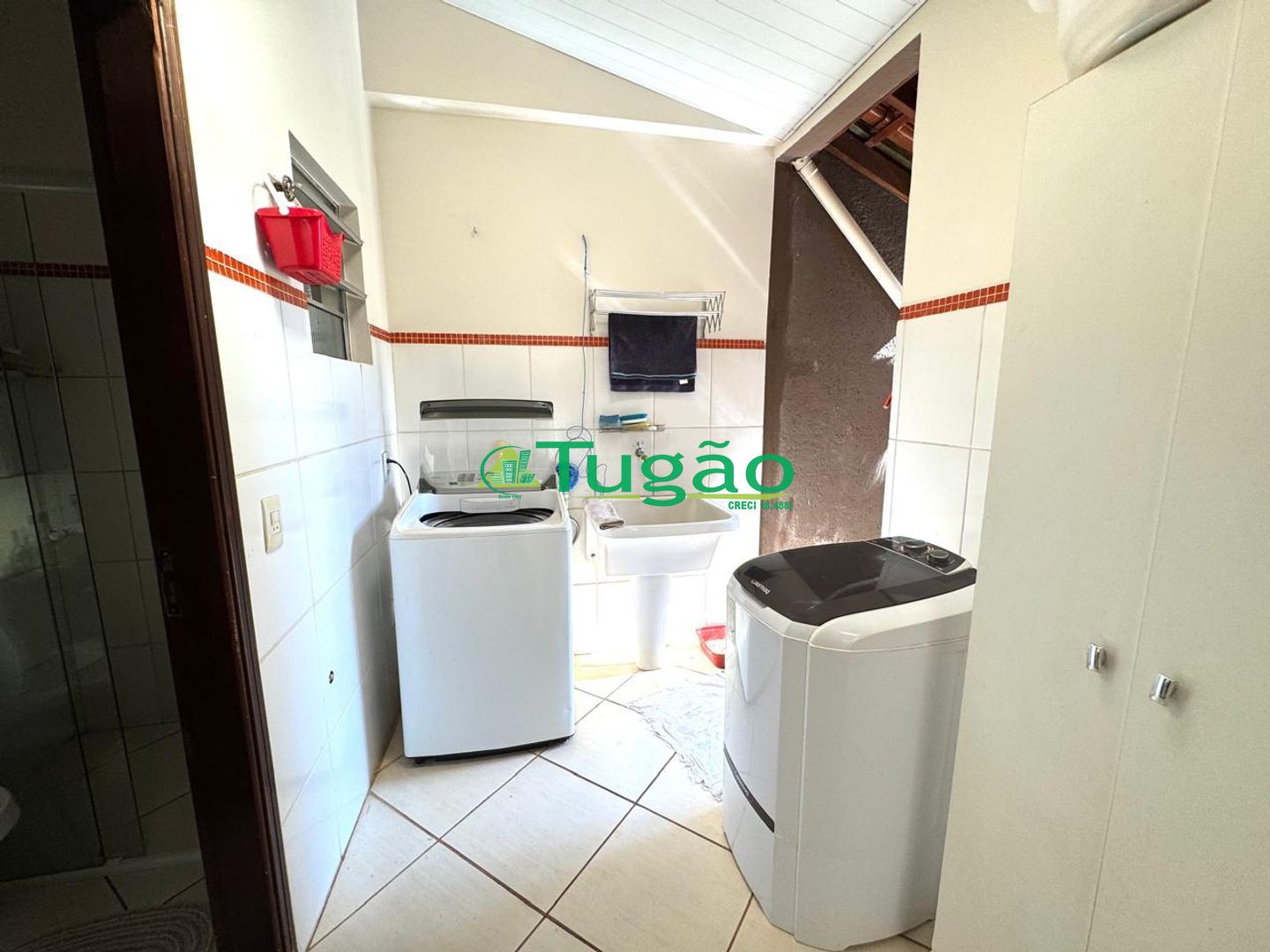 Casa com 4 quartos à venda, 121m² — foto 3 de 16
