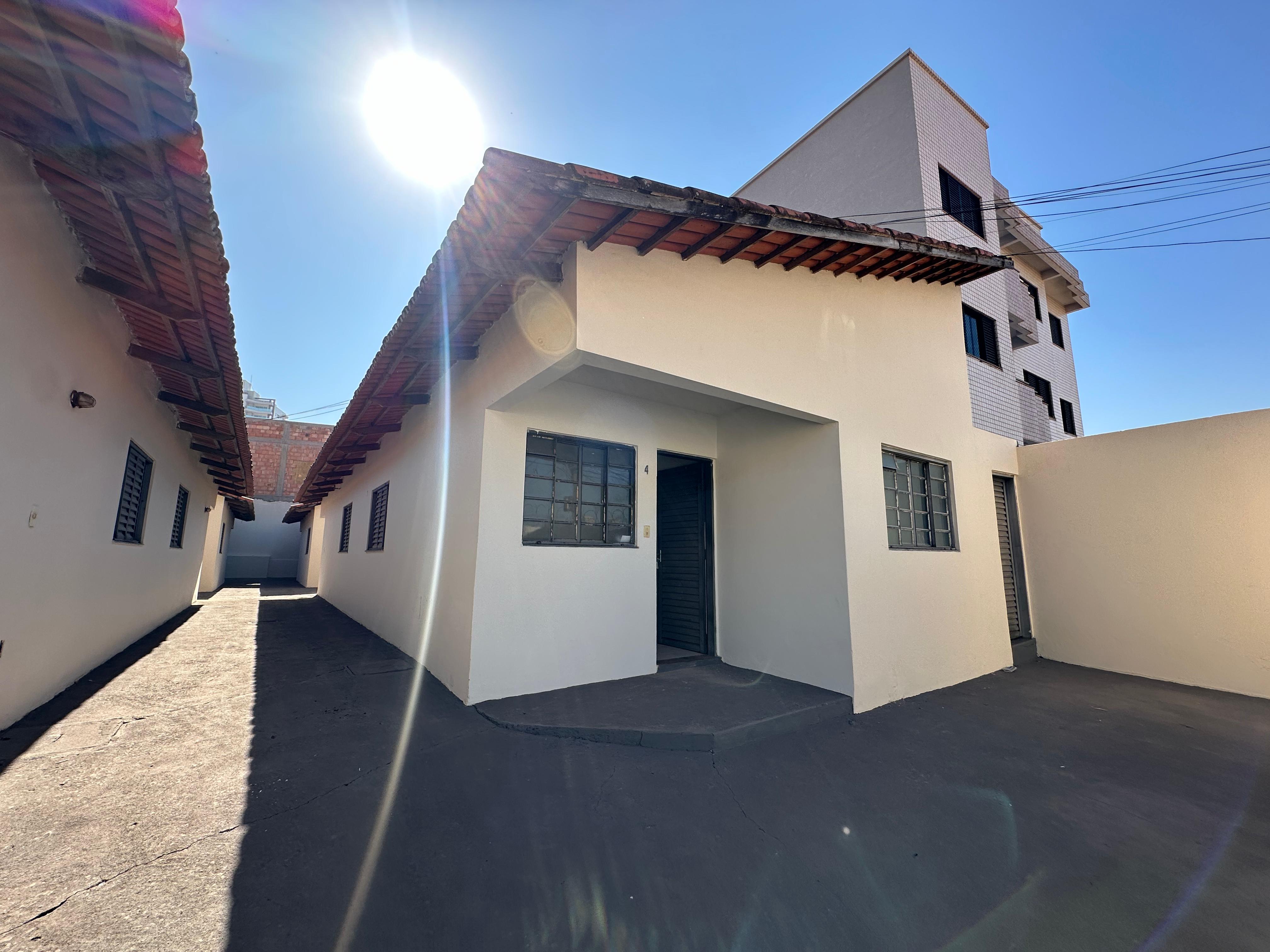 Casa 2 quartos para Locação Centro, Patos de Minas