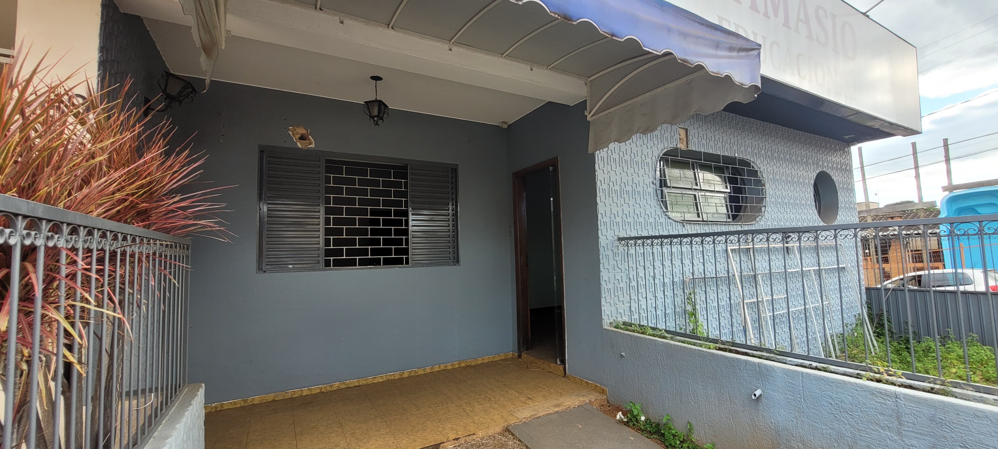 Casa 02 quartos para Locação Centro, Patos de Minas