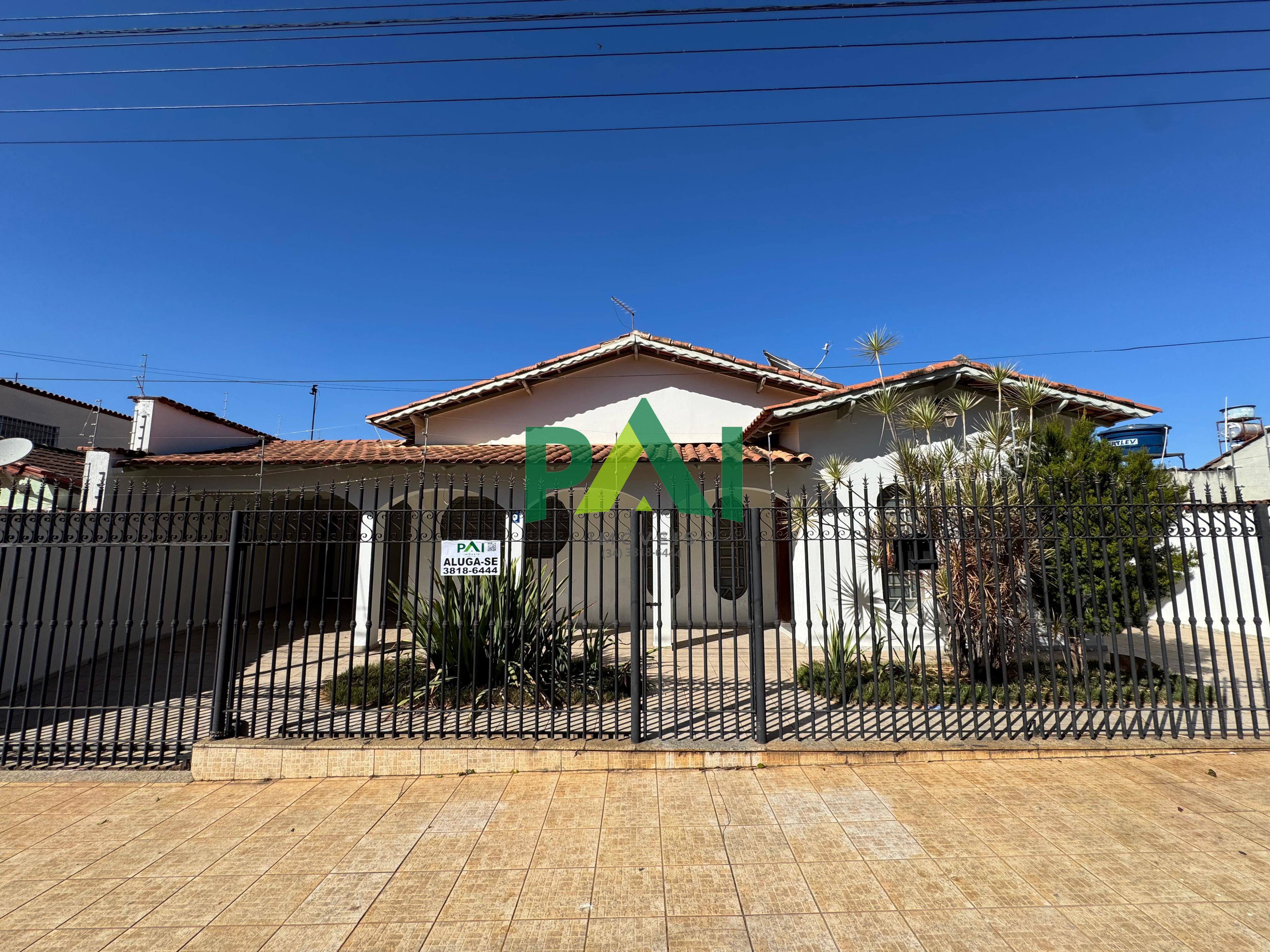 Casa 3 quartos para Locação Lagoa Grande, Patos de Minas
