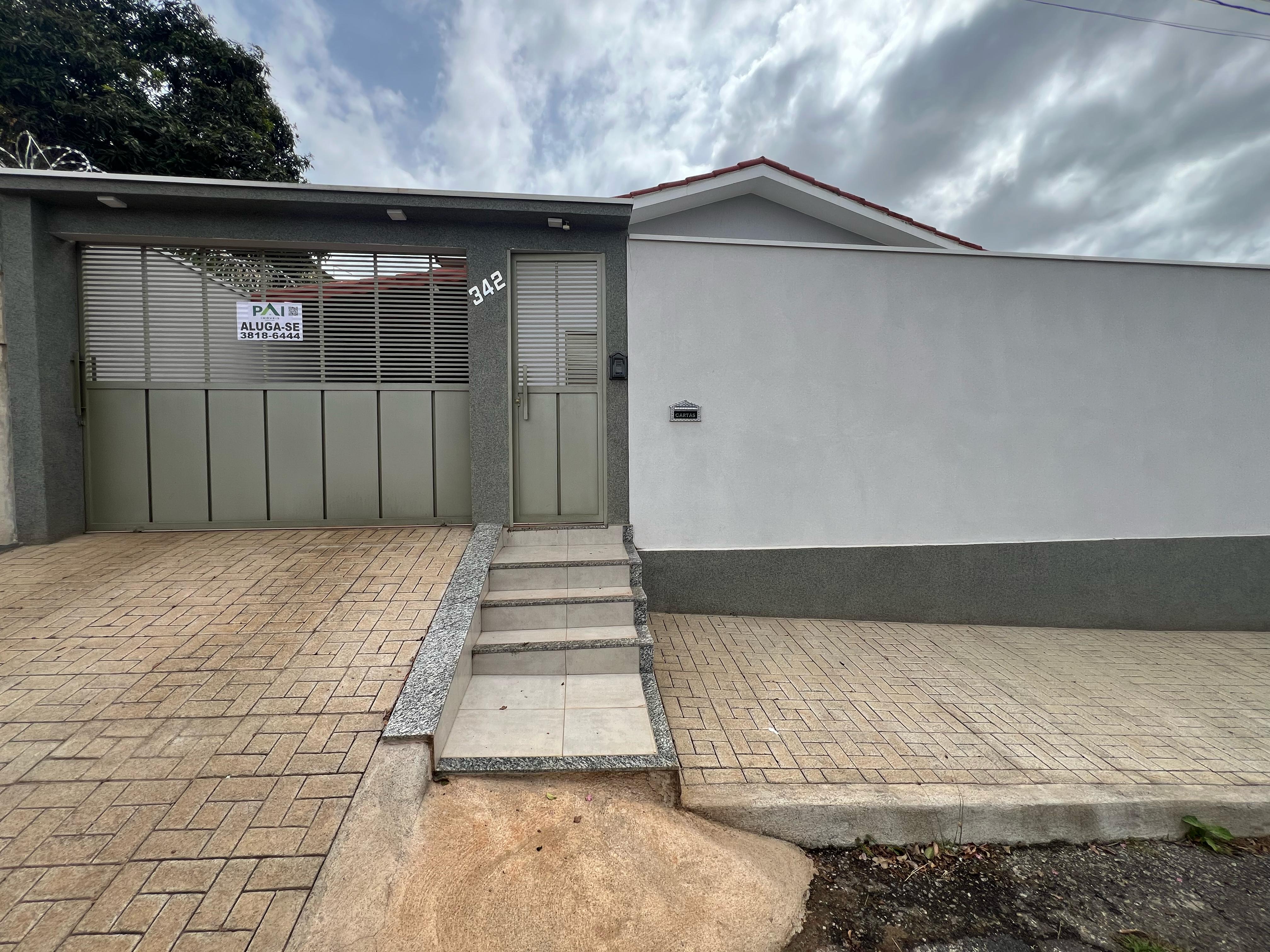 Casa 3 quartos para Locação Nossa Senhora das Graças, Patos de Minas