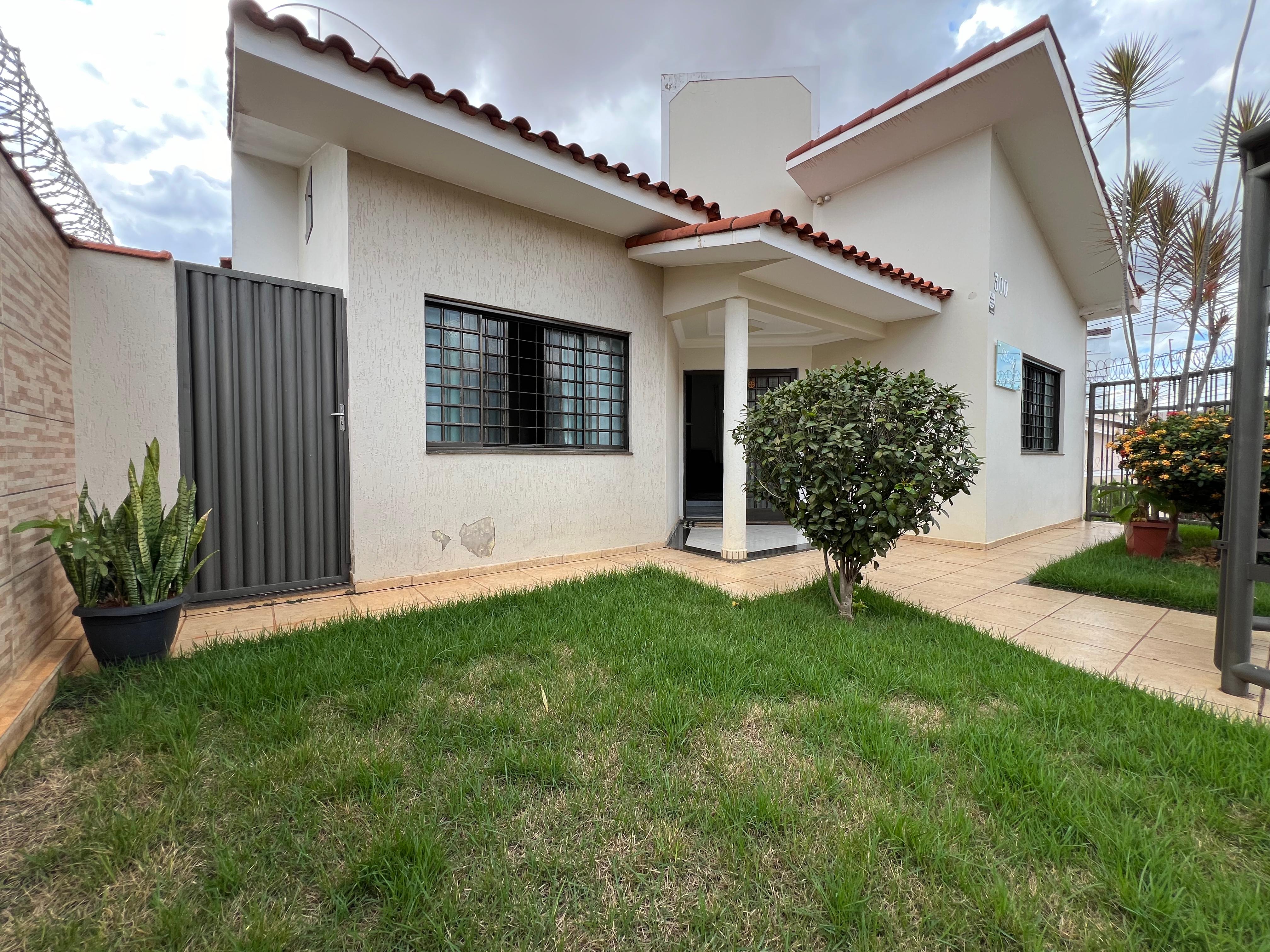 Casa 3 quartos para Venda Cidade Jardim, Patos de Minas