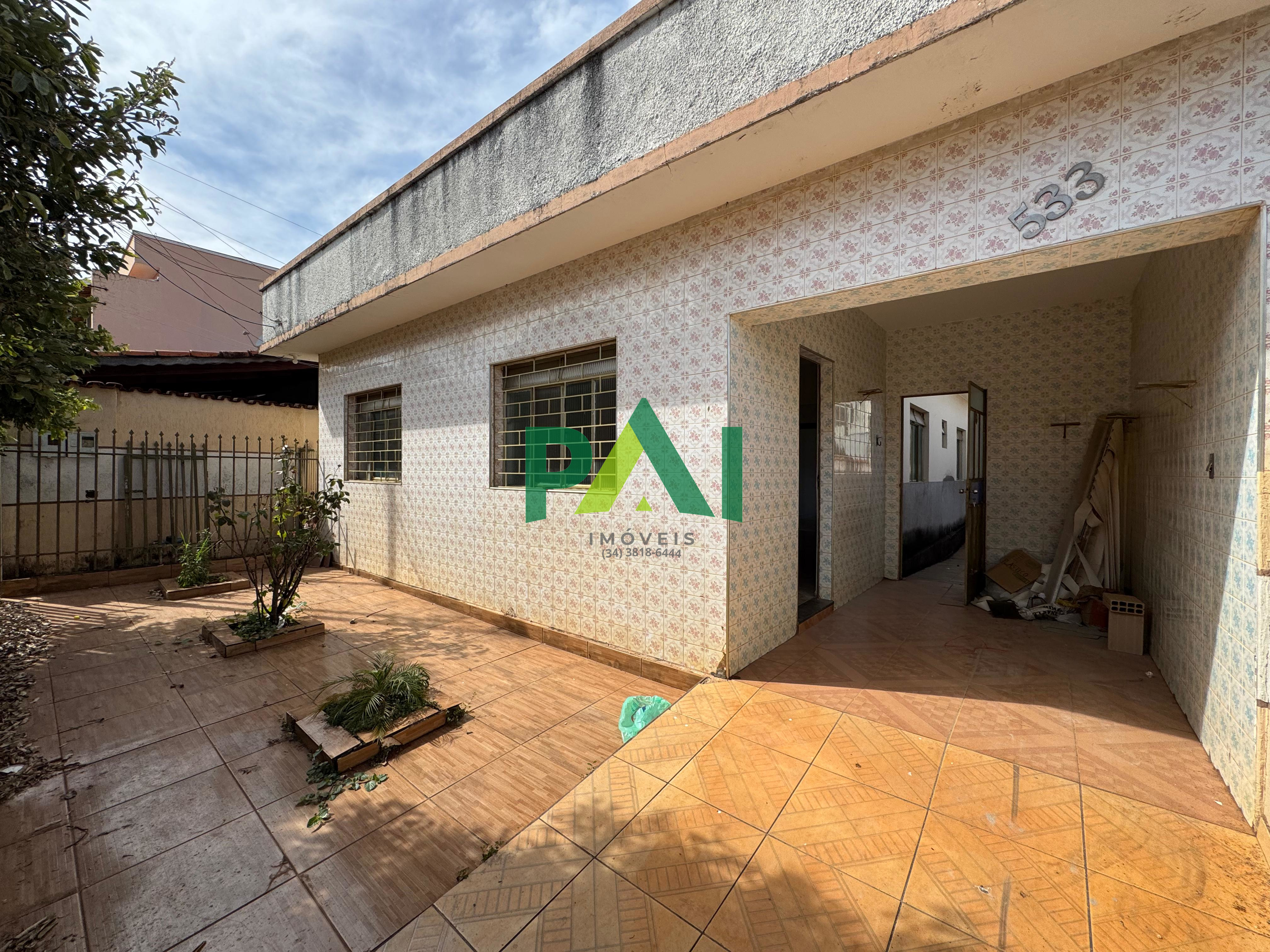 Casa 3 quartos para Locação Padre Eustáquio, Patos de Minas