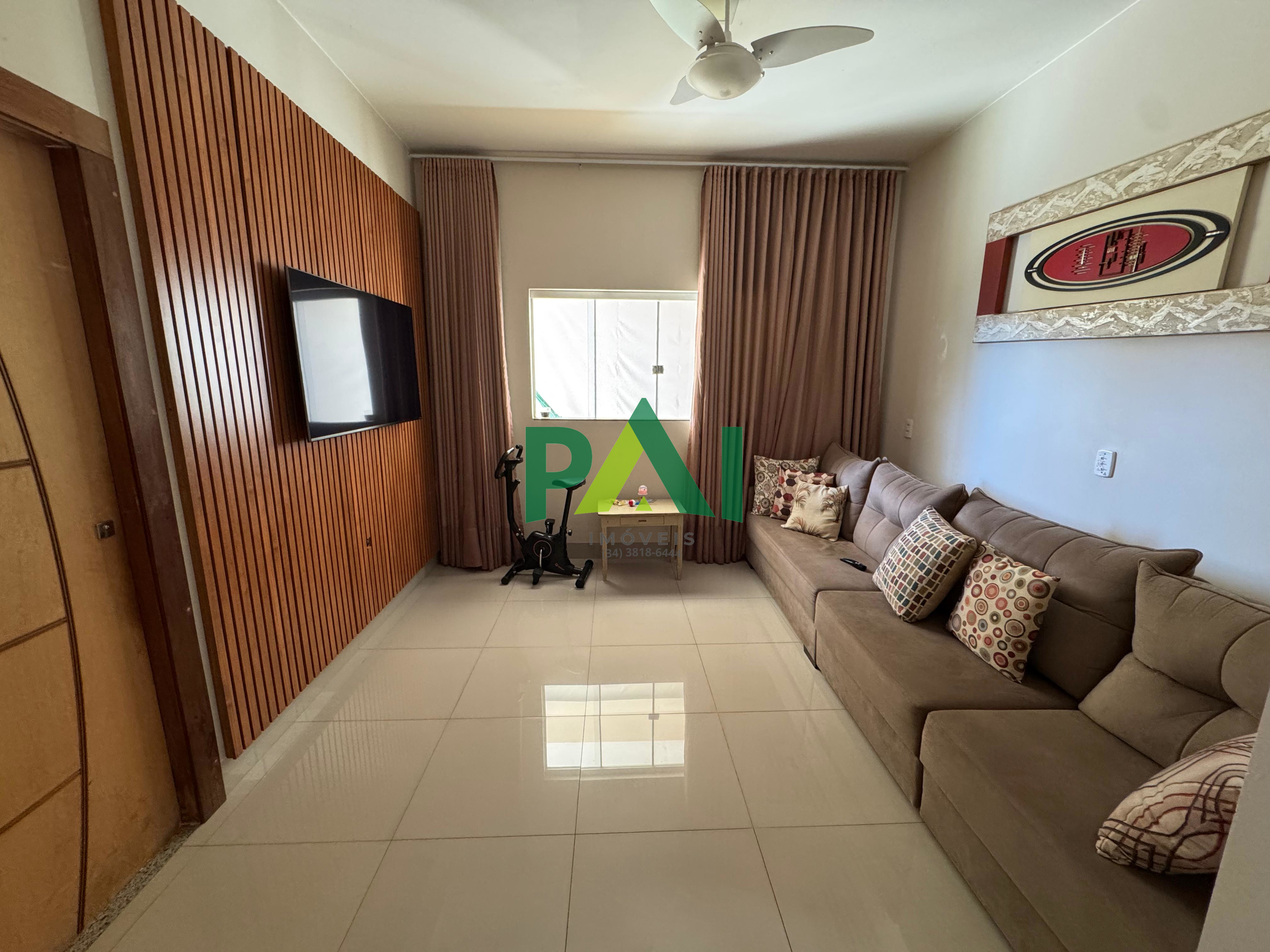 Casa 3 quartos para Venda Nossa Senhora de Fátima, Patos de Minas